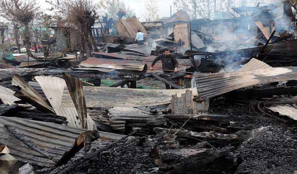 Five houseboats burnt to ashes in Dal Lake